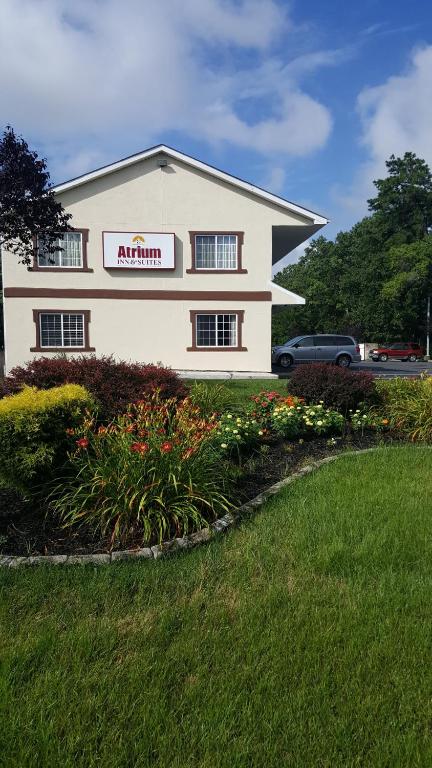 Atrium Inn & Suites Main image 1